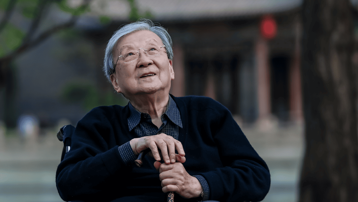 行影．不離
